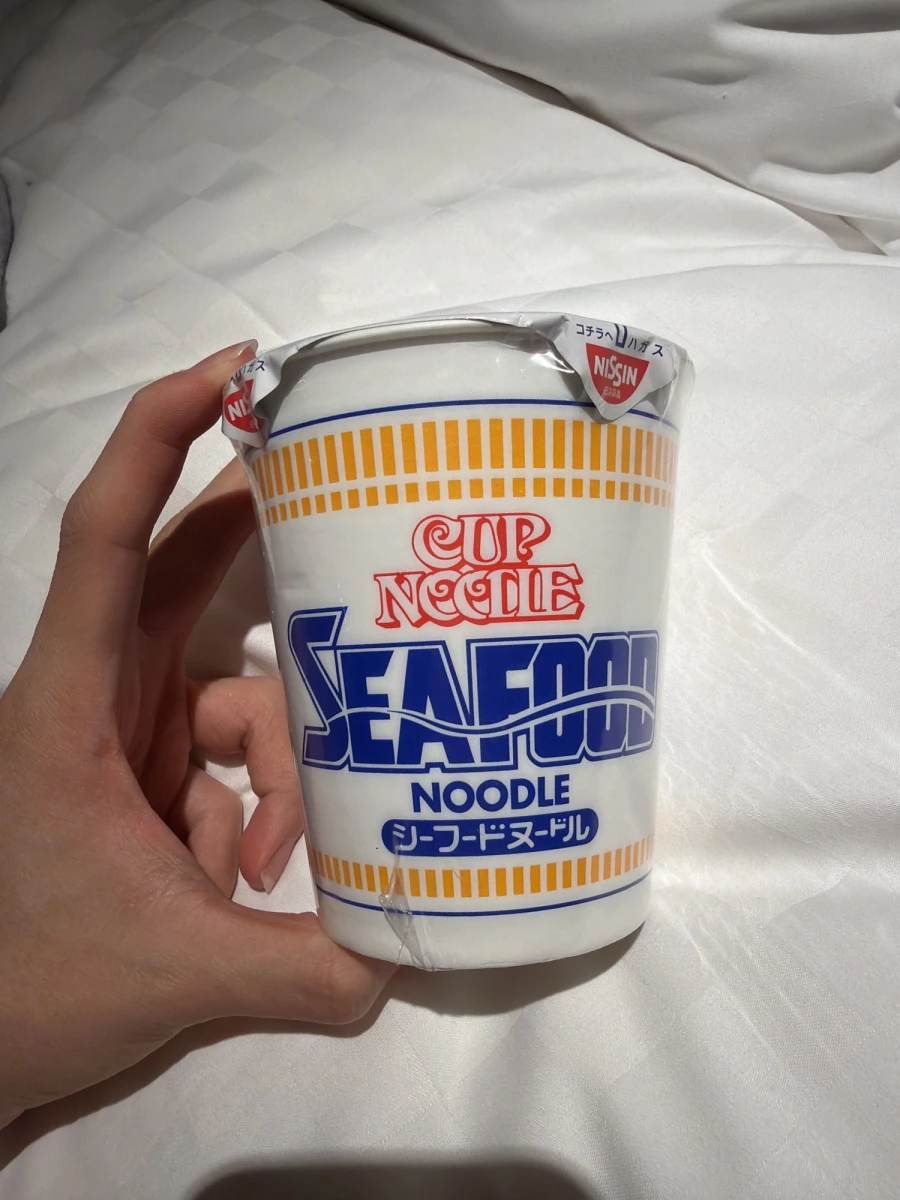 日清海鮮杯麵 (Nissin Cup Noodle Seafood)
