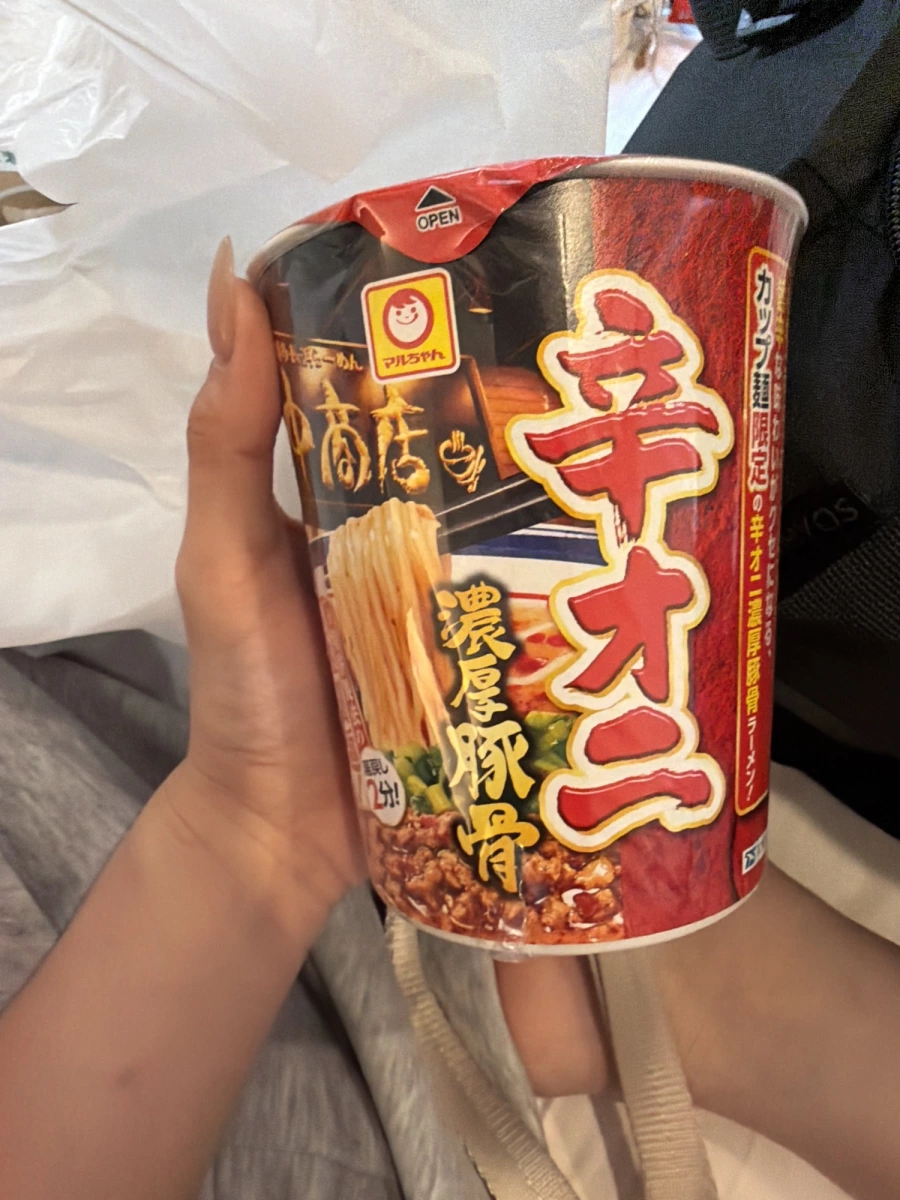 東洋水產 Maruchan 辛口洋蔥濃厚豚骨拉麵