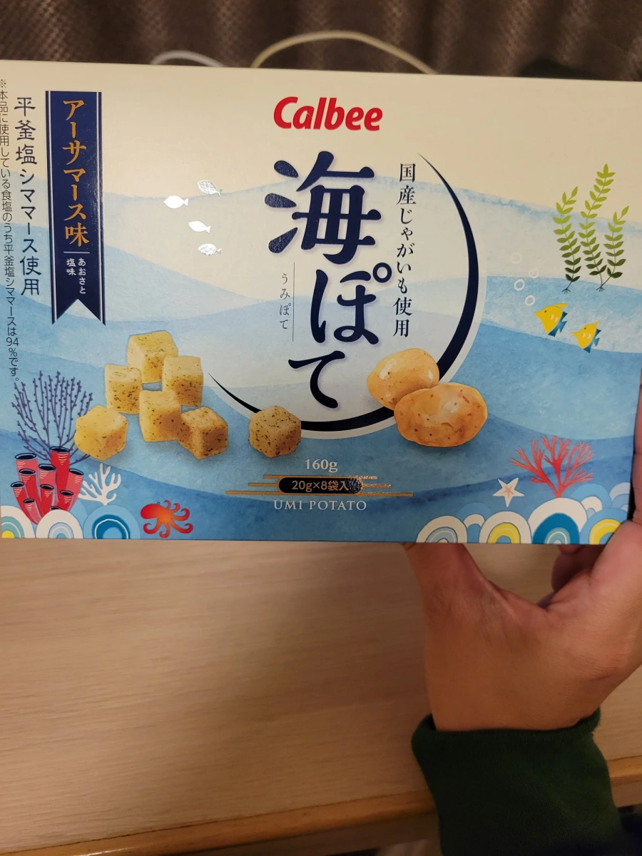 Calbee 海ぽて (海苔鹽味馬鈴薯塊)