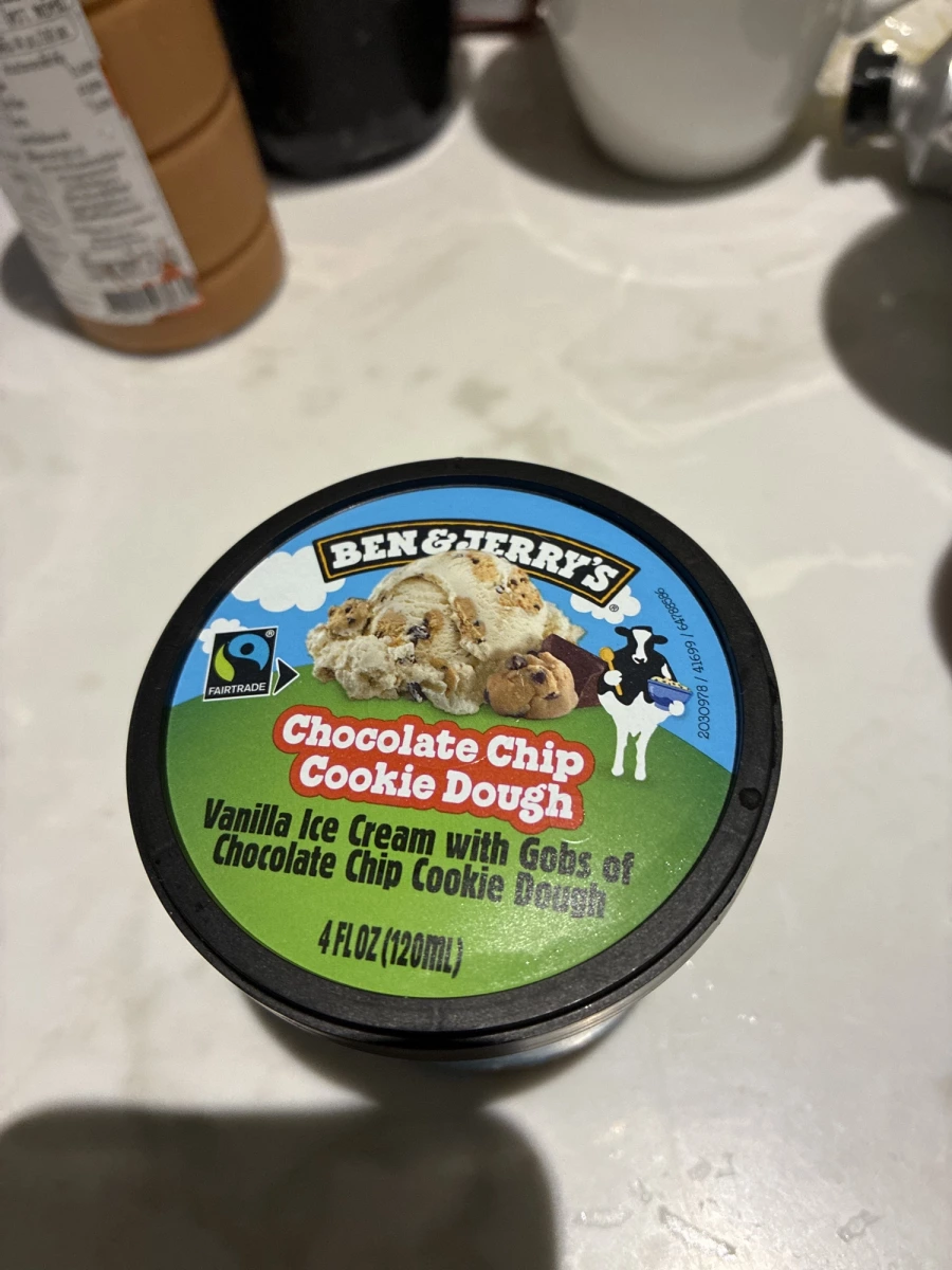 Ben & Jerry's 巧克力豆餅乾麵團冰淇淋