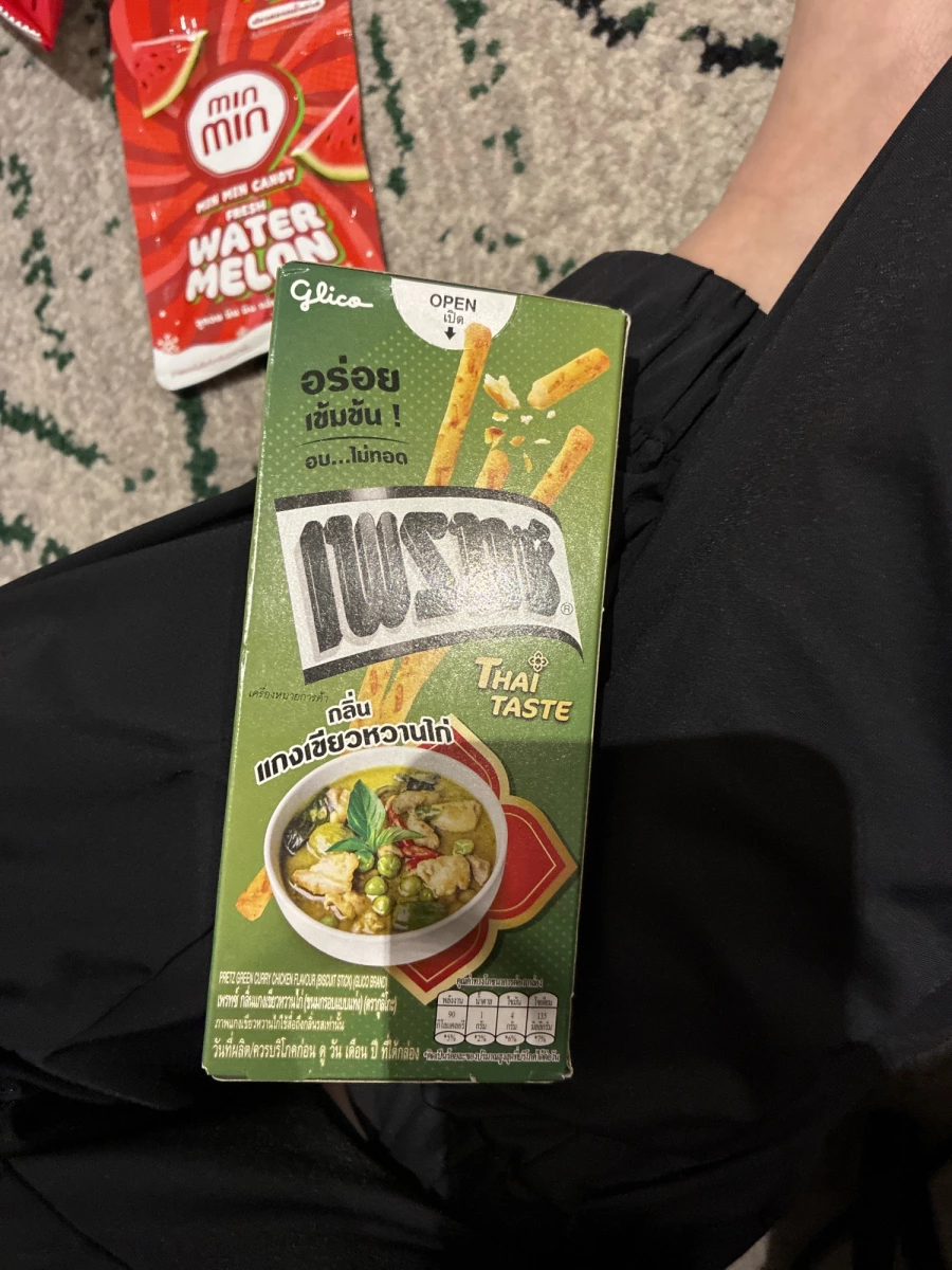 Glico Pretz 泰式綠咖哩雞風味百力滋、Min Min 西瓜口味薄荷糖