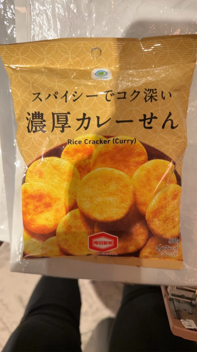 龜田製藥 濃厚咖哩仙貝