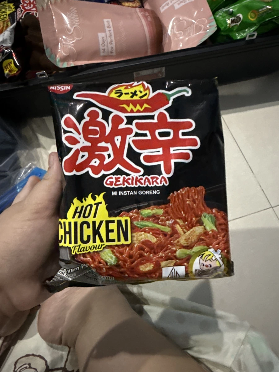 日清激辛辣雞風味炒麵 (Nissin Gekikara Mi Instan Goreng Hot Chicken)