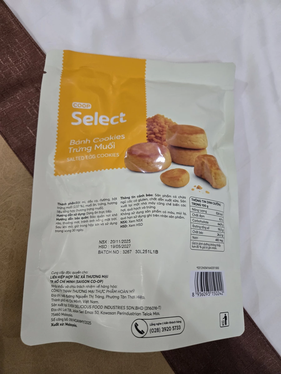 COOP Select 鹹蛋黃餅乾 (Bánh Cookies Trứng Muối)