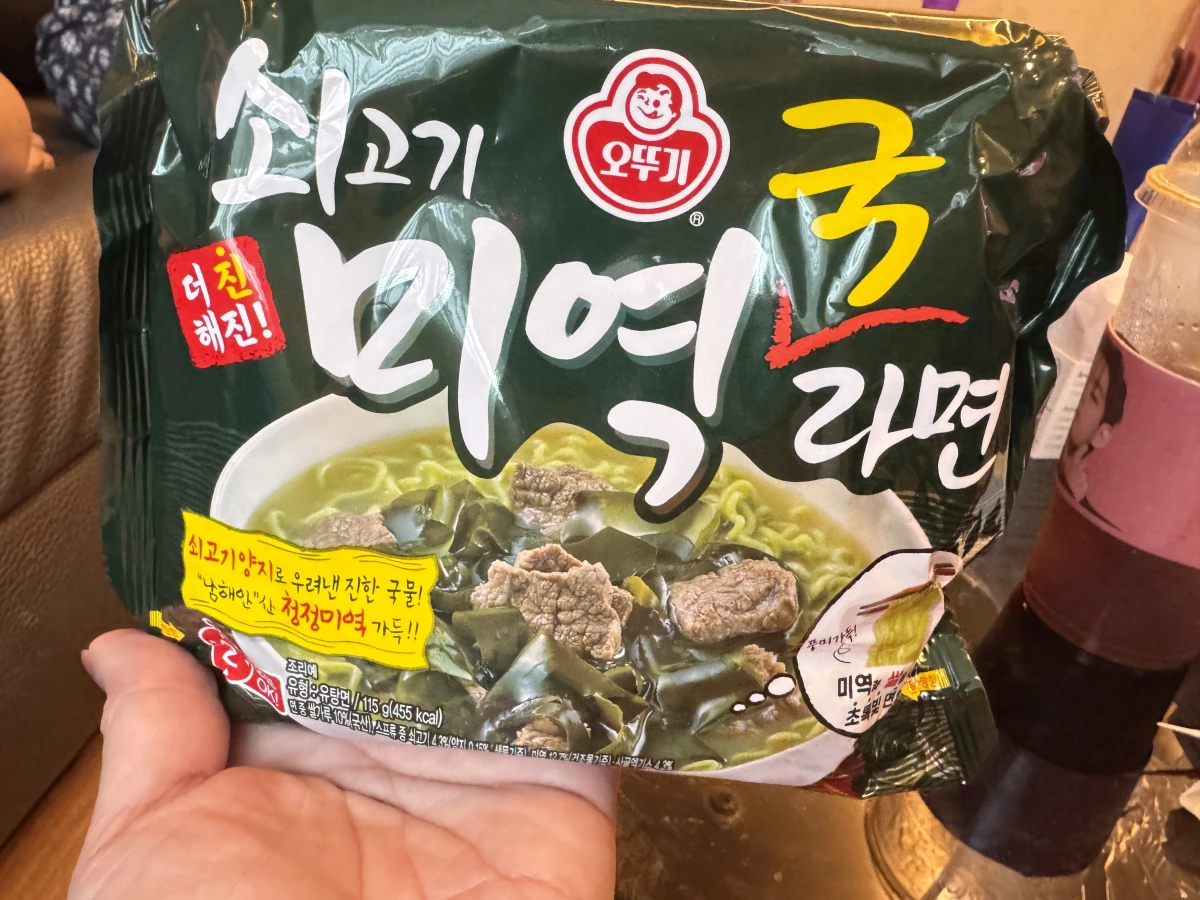 Ottogi 牛肉海帶湯拉麵