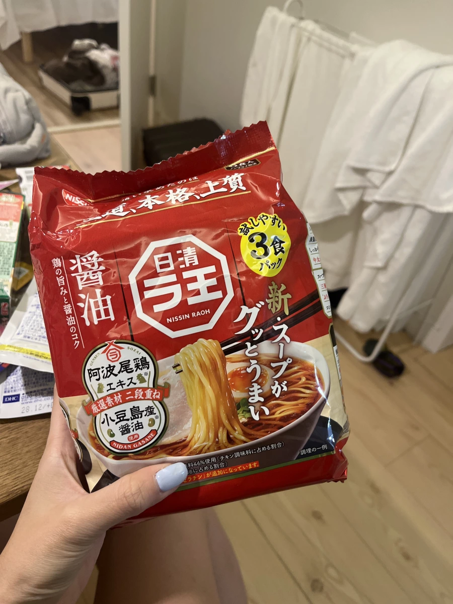 日清拉王醬油口味泡麵 (3入袋裝)
