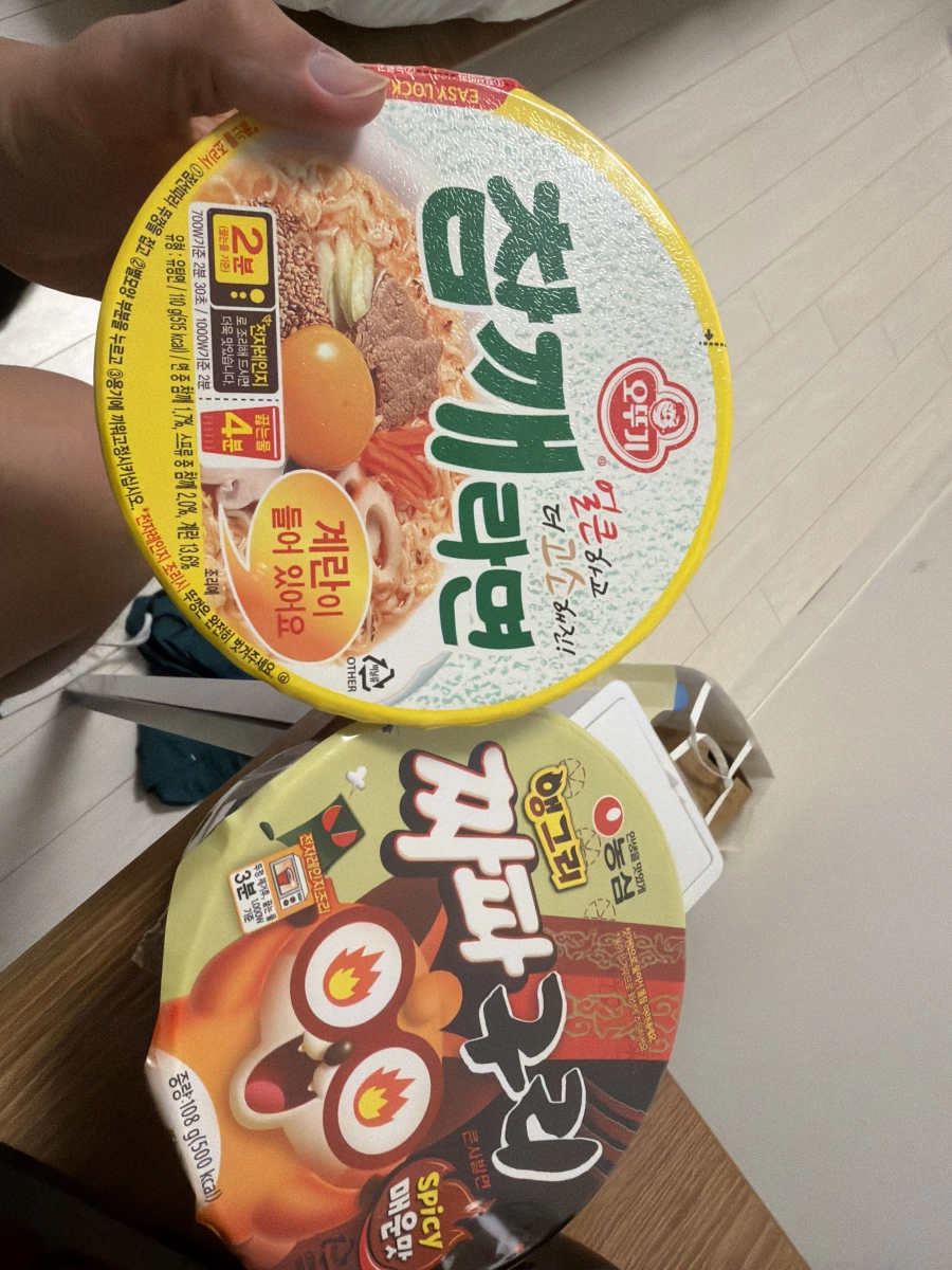 Ottogi 不倒翁芝麻拉麵、Nongshim 農心憤怒炸醬烏龍麵 (Chapaguri)