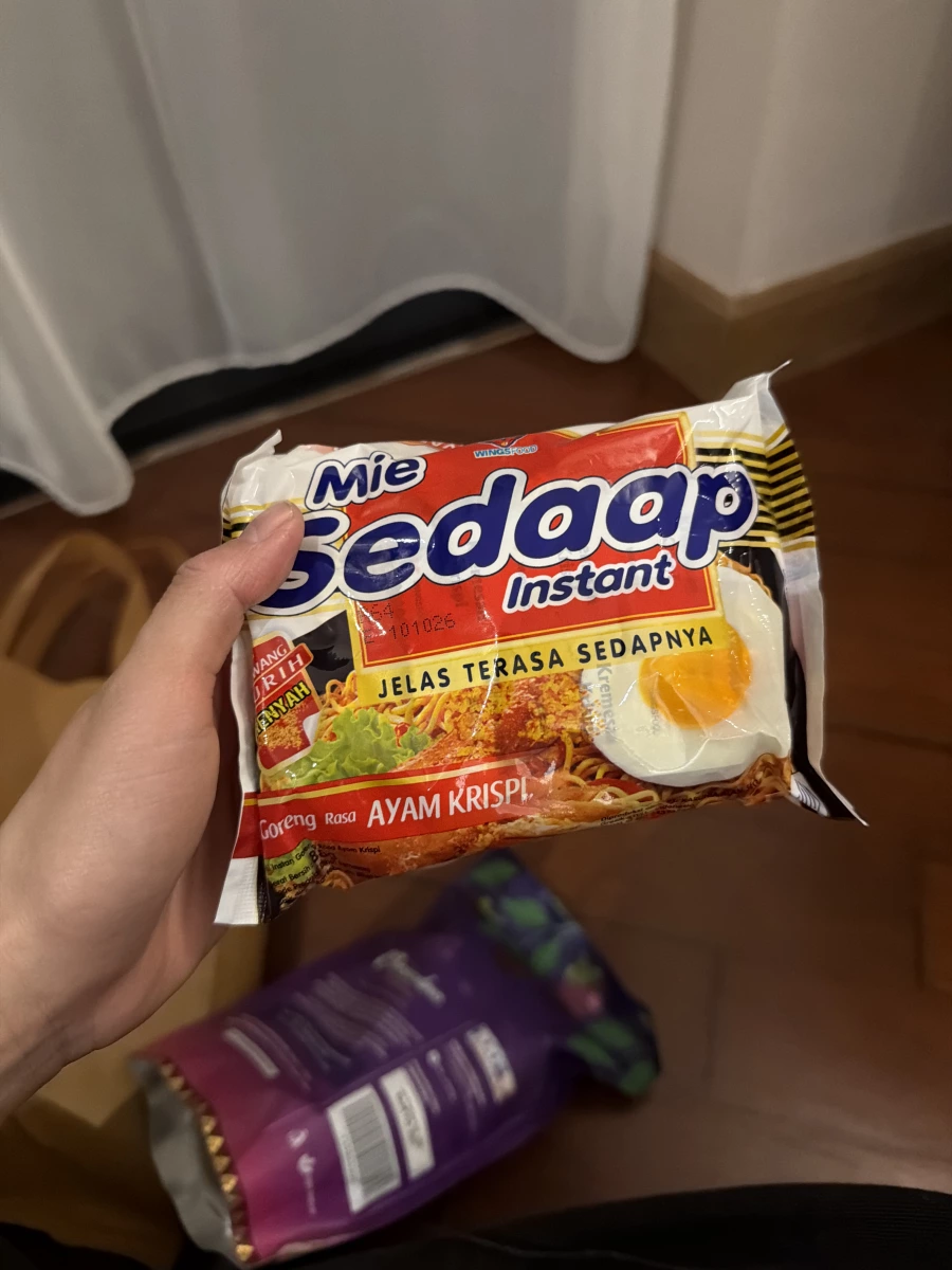 Mie Sedaap 喜達泡麵（香脆雞肉風味）、Chitato 洋芋片