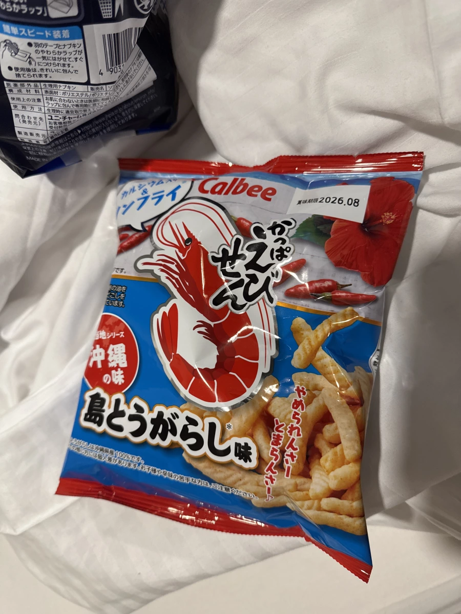 Calbee 蝦條（沖繩島辣椒口味）