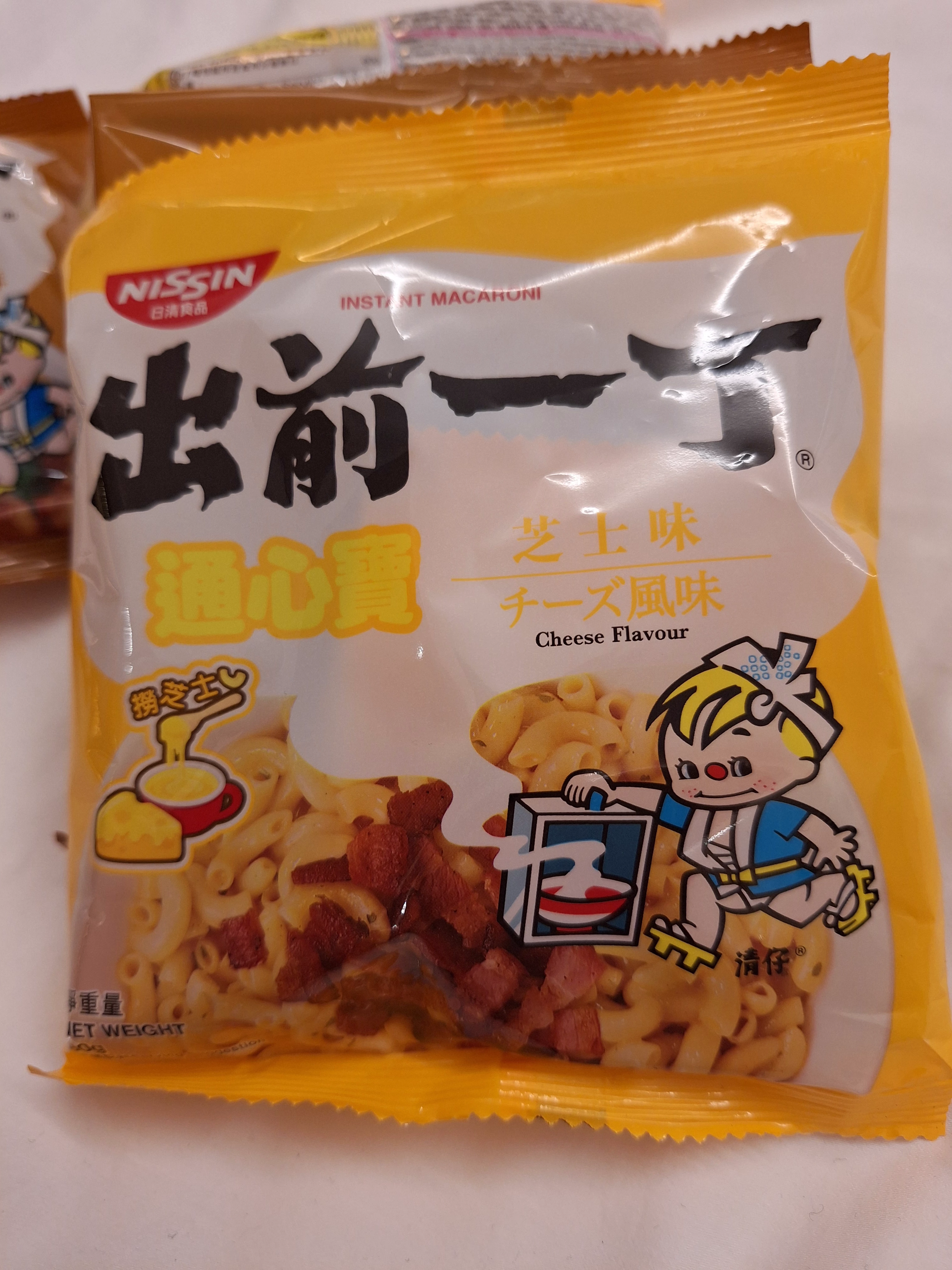 日清出前一丁芝士味通心寶