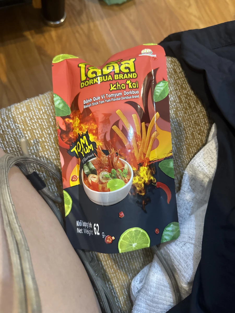 Dorkbua Brand 泰國冬蔭功口味餅乾棒