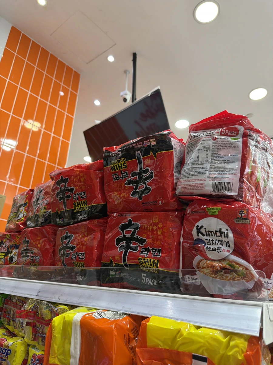 農心辛拉麵、農心辣白菜拉麵等
