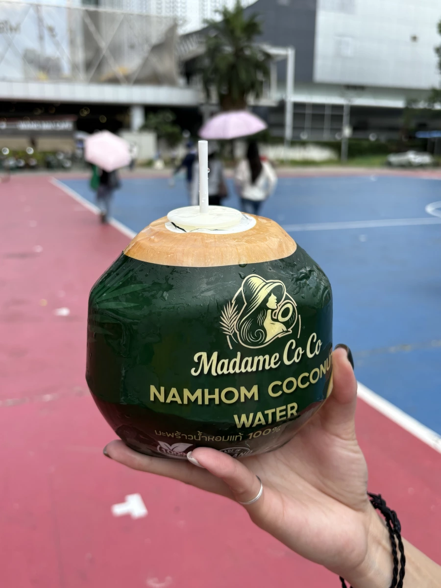 Madame Co Co 香水椰子水（原態椰子）