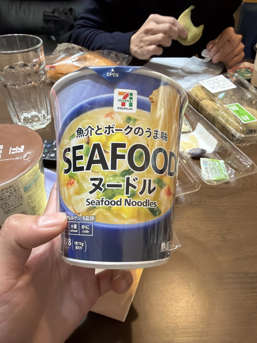 7-Eleven Premium 海鮮味杯麵