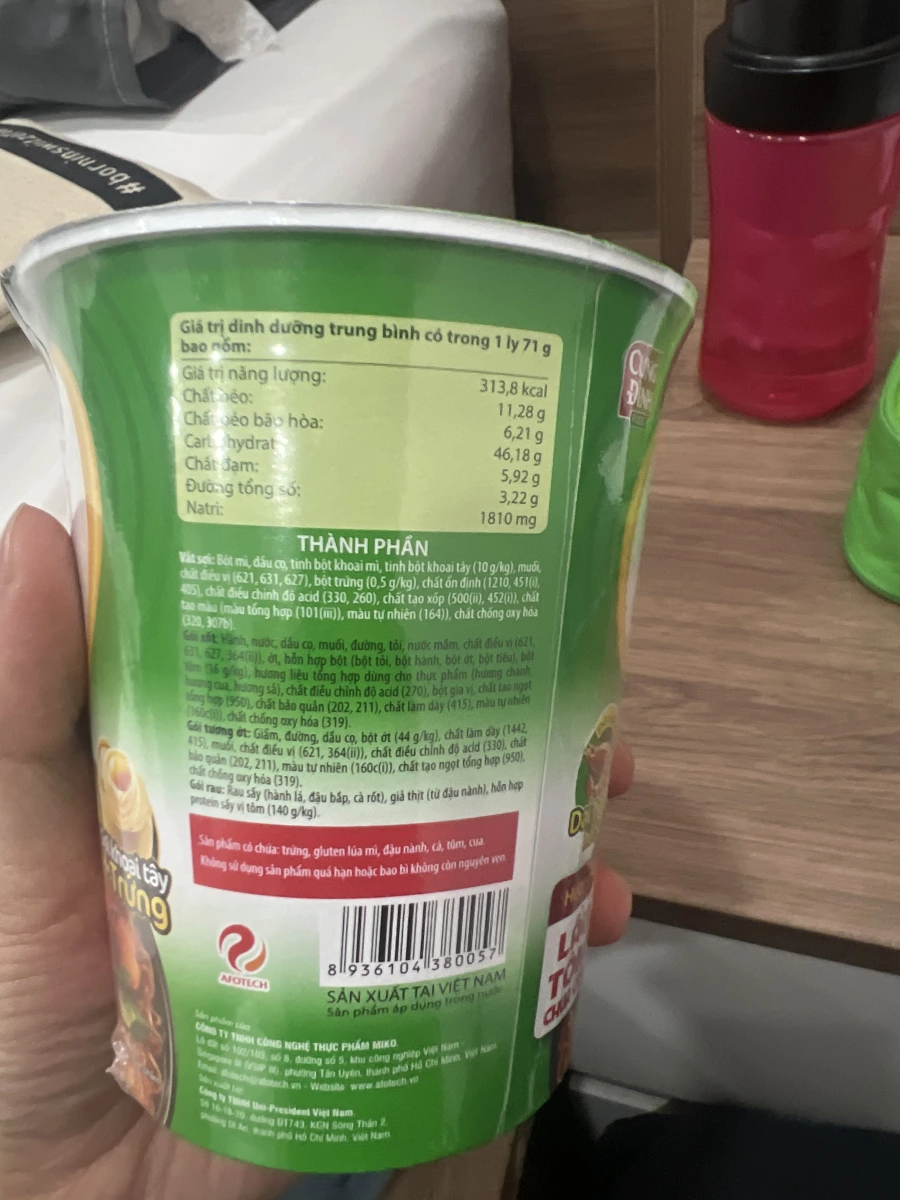 Cung Dinh 越南酸辣蝦風味馬鈴薯杯麵