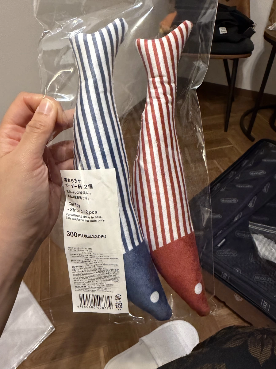 DAISO 貓咪魚造型玩具布偶