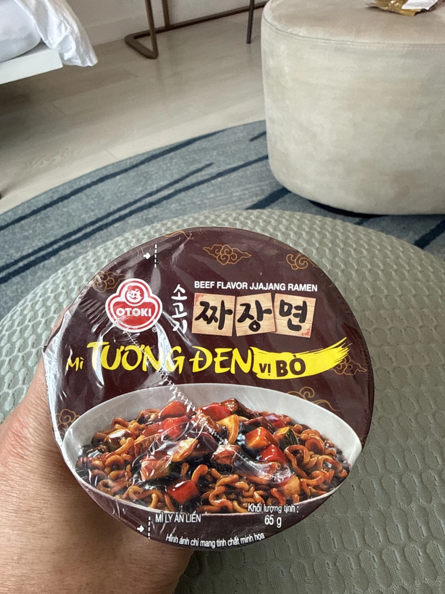 Ottogi 越南版牛肉風味炸醬杯麵