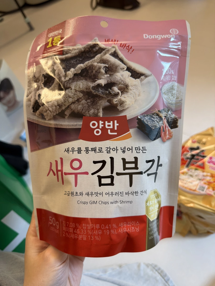 Dongwon Yangban 蝦味海苔脆片、農心辛拉麵