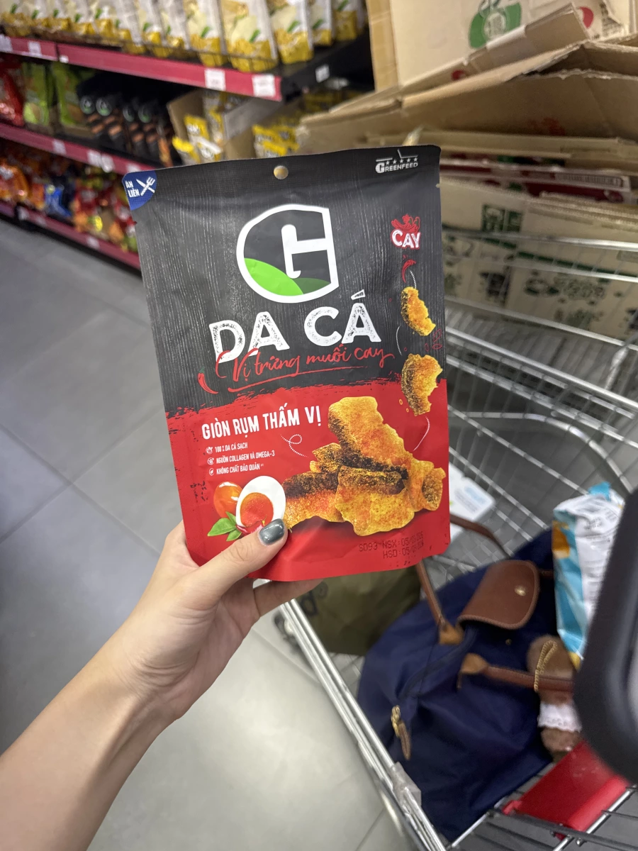 G Kitchen 鹹蛋黃辣味魚皮