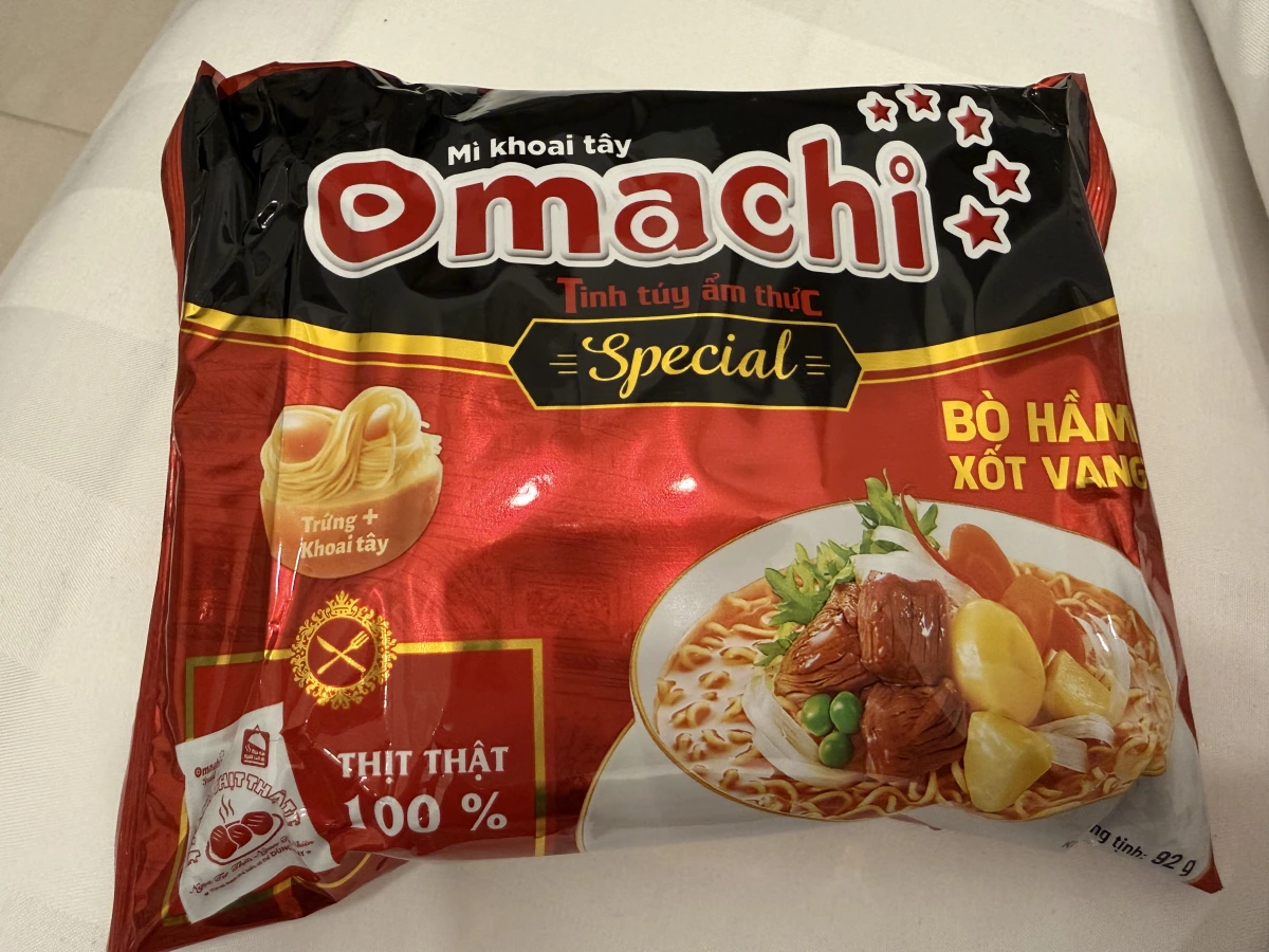 Omachi Special 紅酒燉牛肉馬鈴薯泡麵
