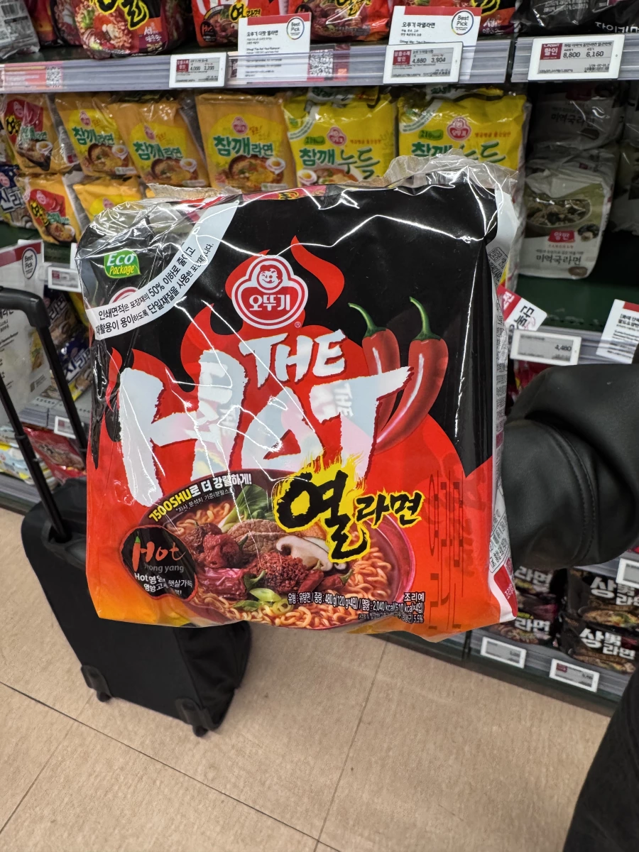 Ottogi 不倒翁 THE HOT 熱拉麵