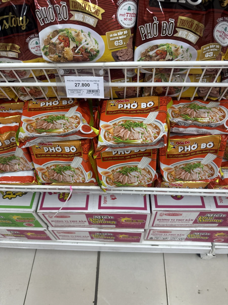 CHIN-SU 牛肉河粉 (含真實肉塊版)、Gấu Đỏ 牛肉河粉等