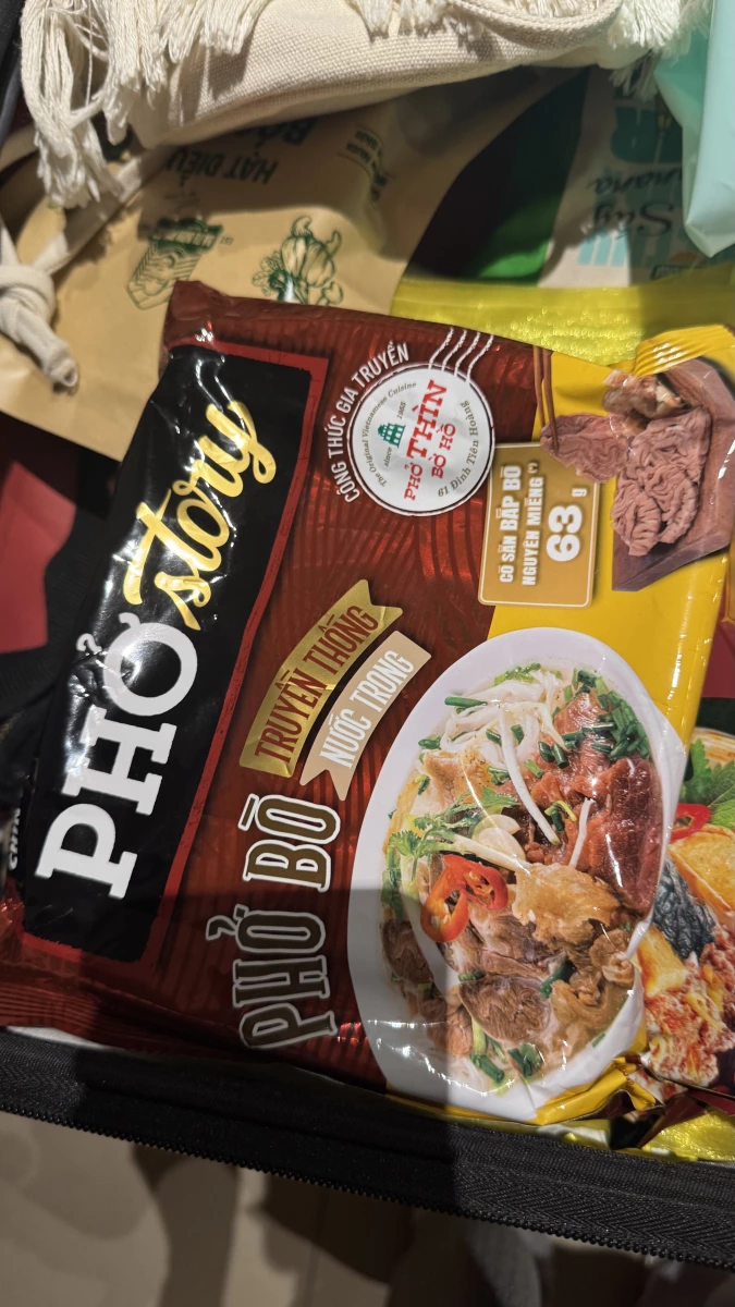 PHỞ Story 越南牛肉河粉、越南鹽焗腰果 (Hạt Điều Rang Muối)