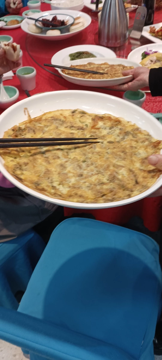 肉包、切片肉類菜餚等