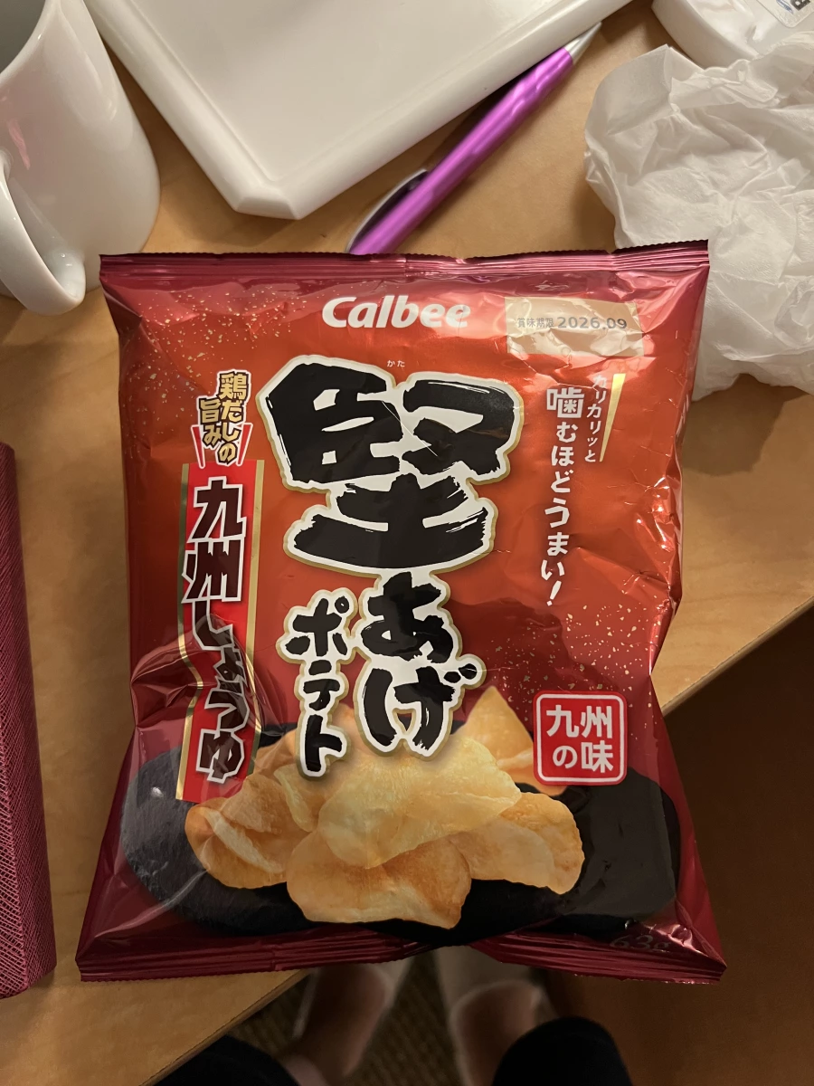 Calbee 堅あげポテト 九州醬油口味薯片