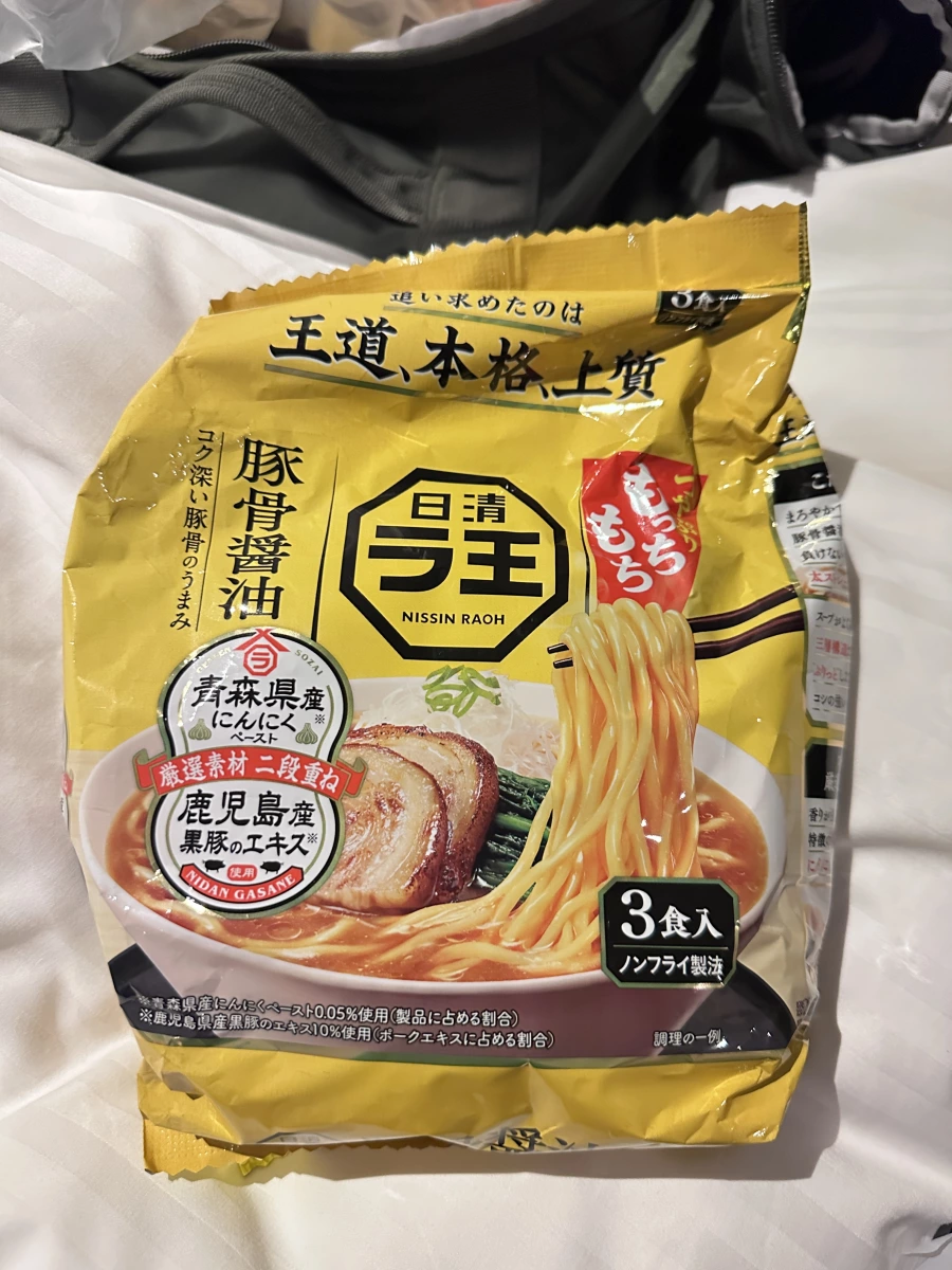 日清拉王豚骨醬油味泡麵 (3食入)