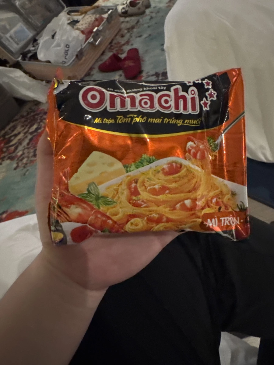 Omachi 鹹蛋黃起司蝦拌麵