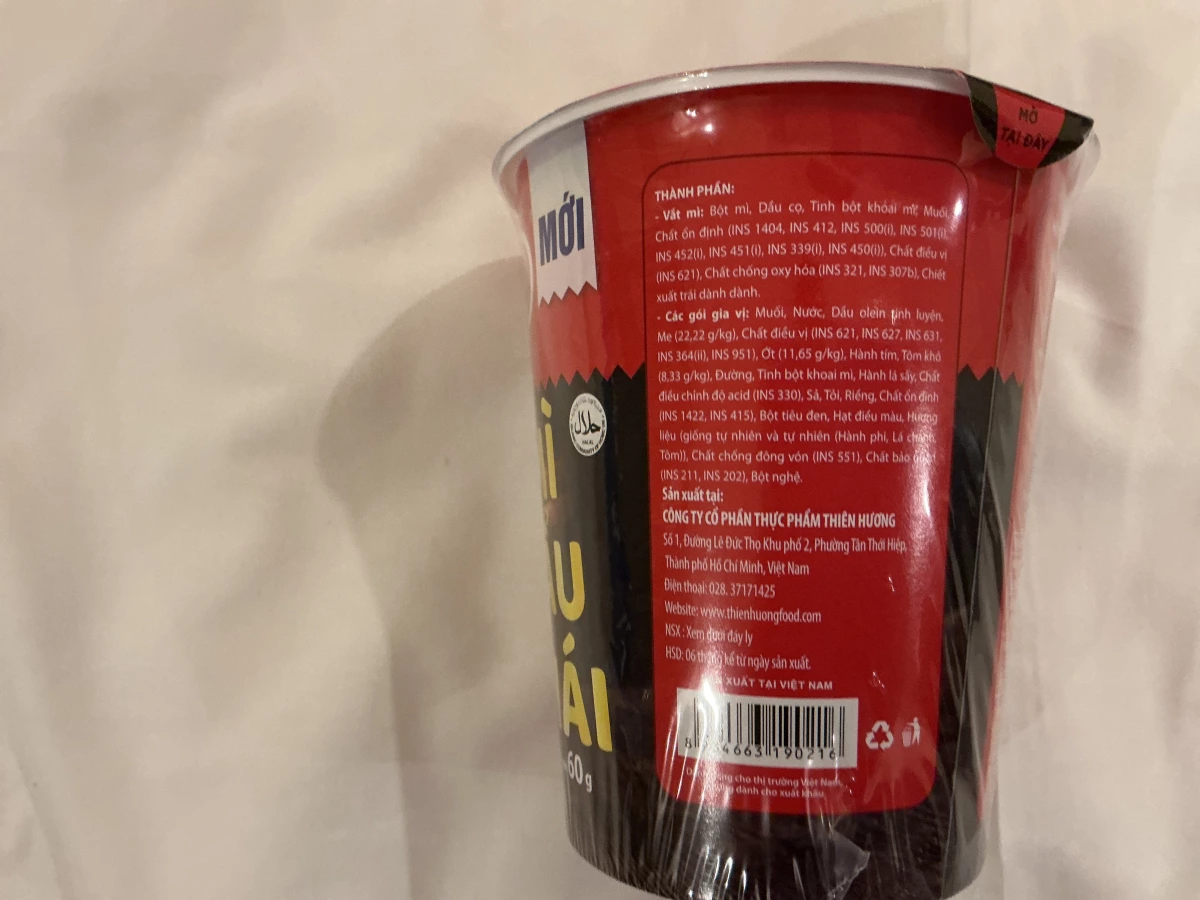 LIFE Cup 泰式酸辣風味泡麵 (Lẩu Thái)