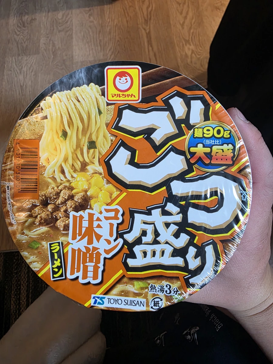 東洋水產 ごつ盛り 玉米味噌拉麵