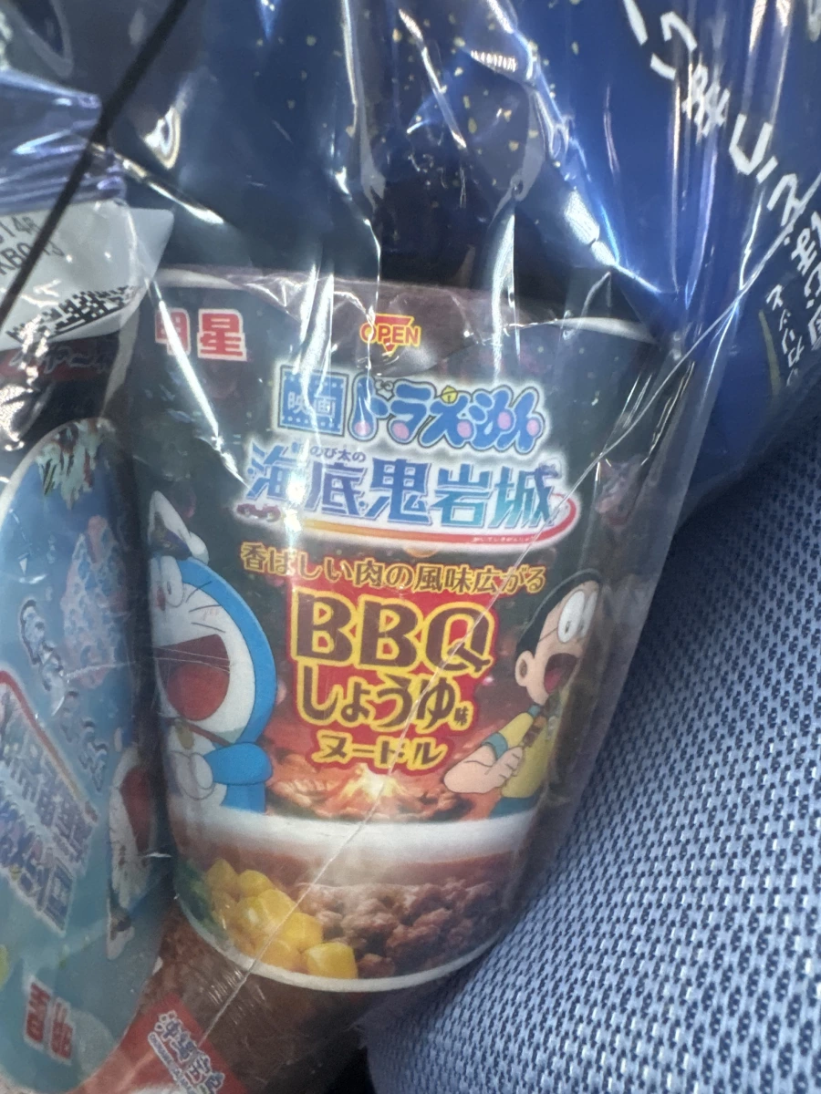 明星食品 哆啦A夢 BBQ 醬油味杯麵
