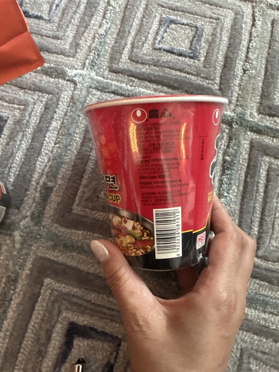 農心辛拉麵杯麵