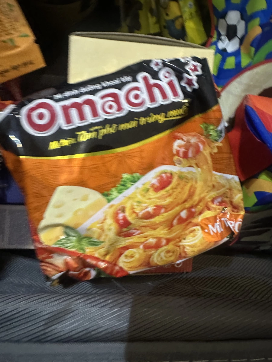 Omachi 鹹蛋黃起司蝦味拌麵