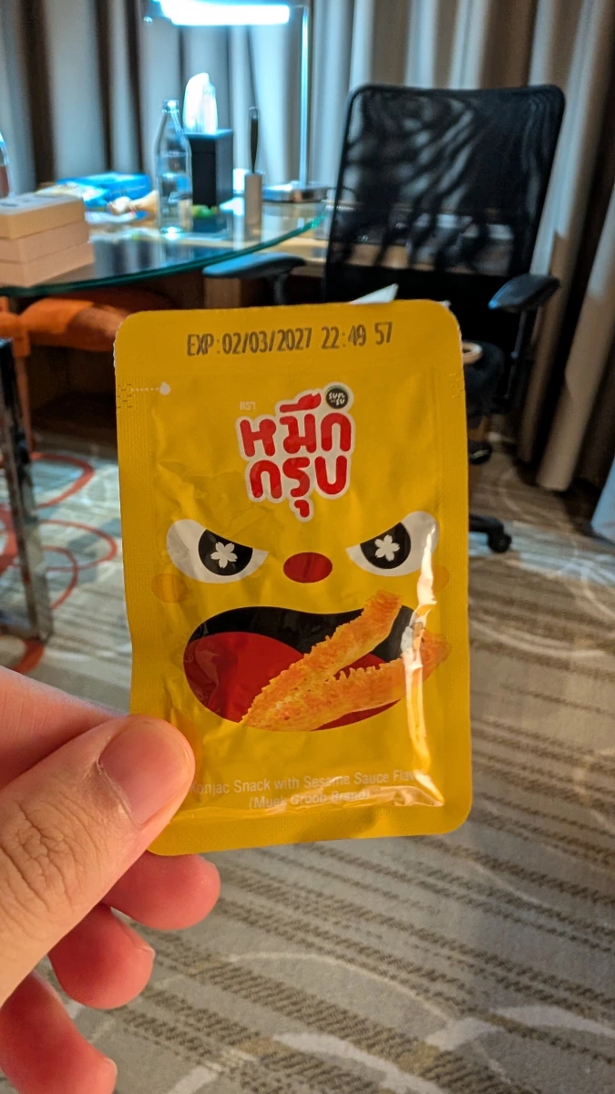 Sunsu Muek Groob 泰國魔芋零食（芝麻醬口味）