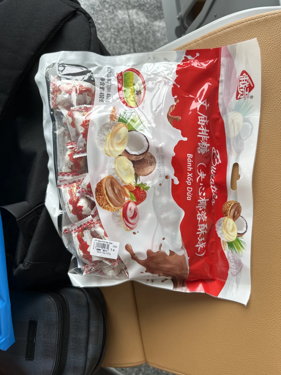 越貢大角排糖（夾心椰蓉酥球）