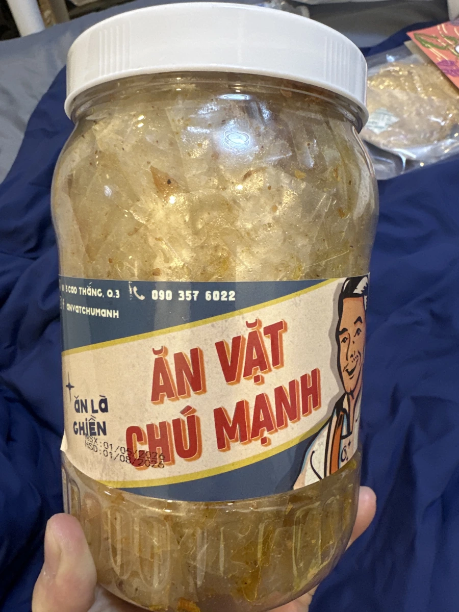 越南 ĂN VẶT CHÚ MẠNH 蒜香米紙零食