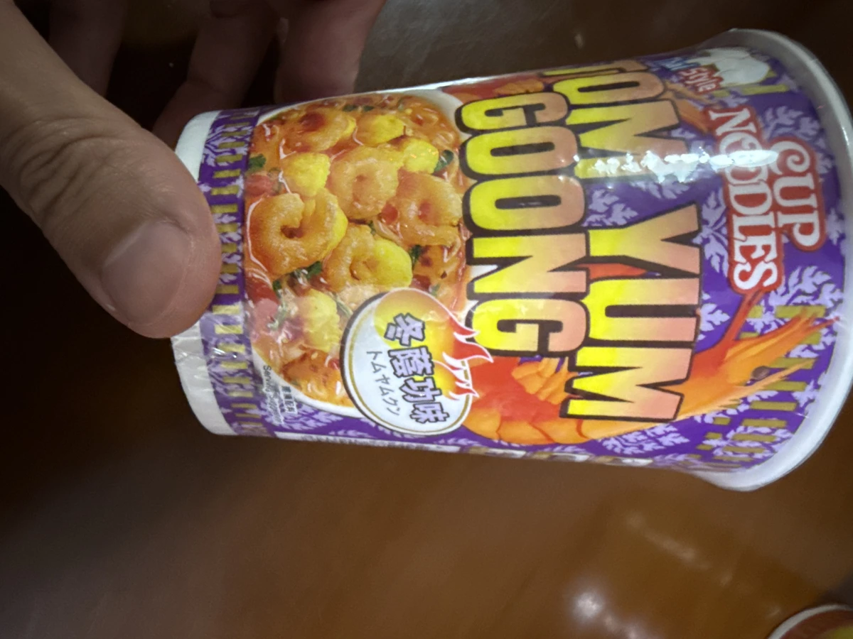 日清合味道冬蔭功味杯麵