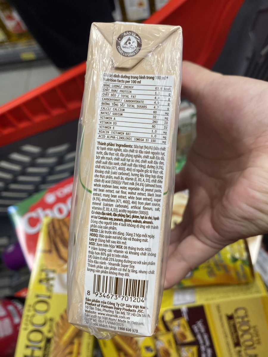 Vinamilk 9種堅果奶 (Sữa Hạt 9 Loại Hạt)