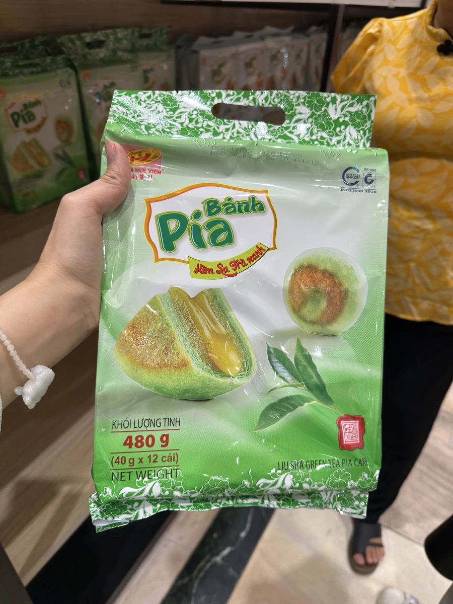 越南新華園綠茶流沙皮亞餅 (Bánh Pía Kim Sa Trà Xanh)