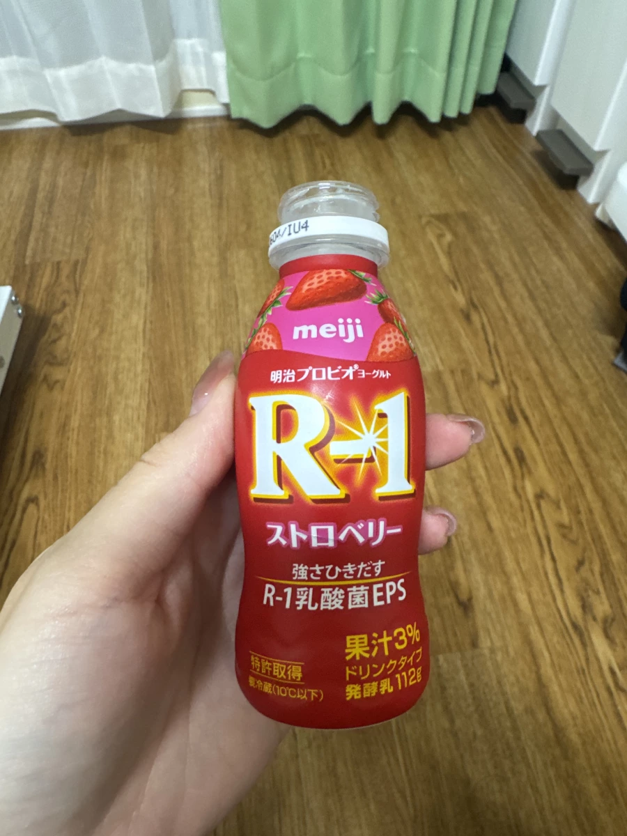 明治 R-1 草莓優酪乳