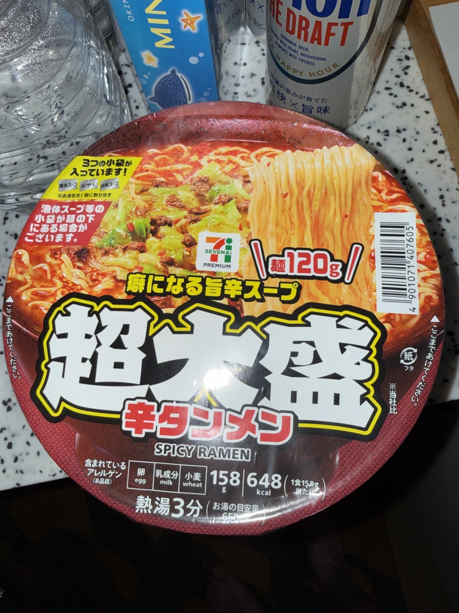 7-Eleven Premium 超大盛辛辣湯麵