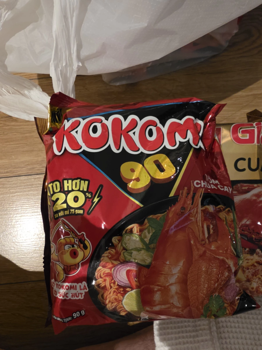 KOKOMI 90 酸辣蝦風味泡麵