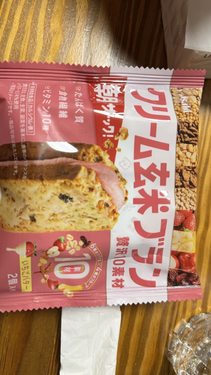 Asahi 奶油玄米麩皮餅乾（草莓奶油口味）