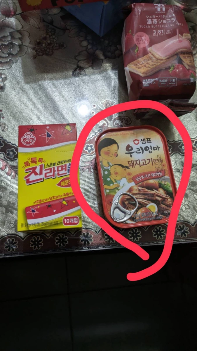 Sempio 膳府我們媽媽醬燉豬肉罐頭、不倒翁真拉麵調味粉包等