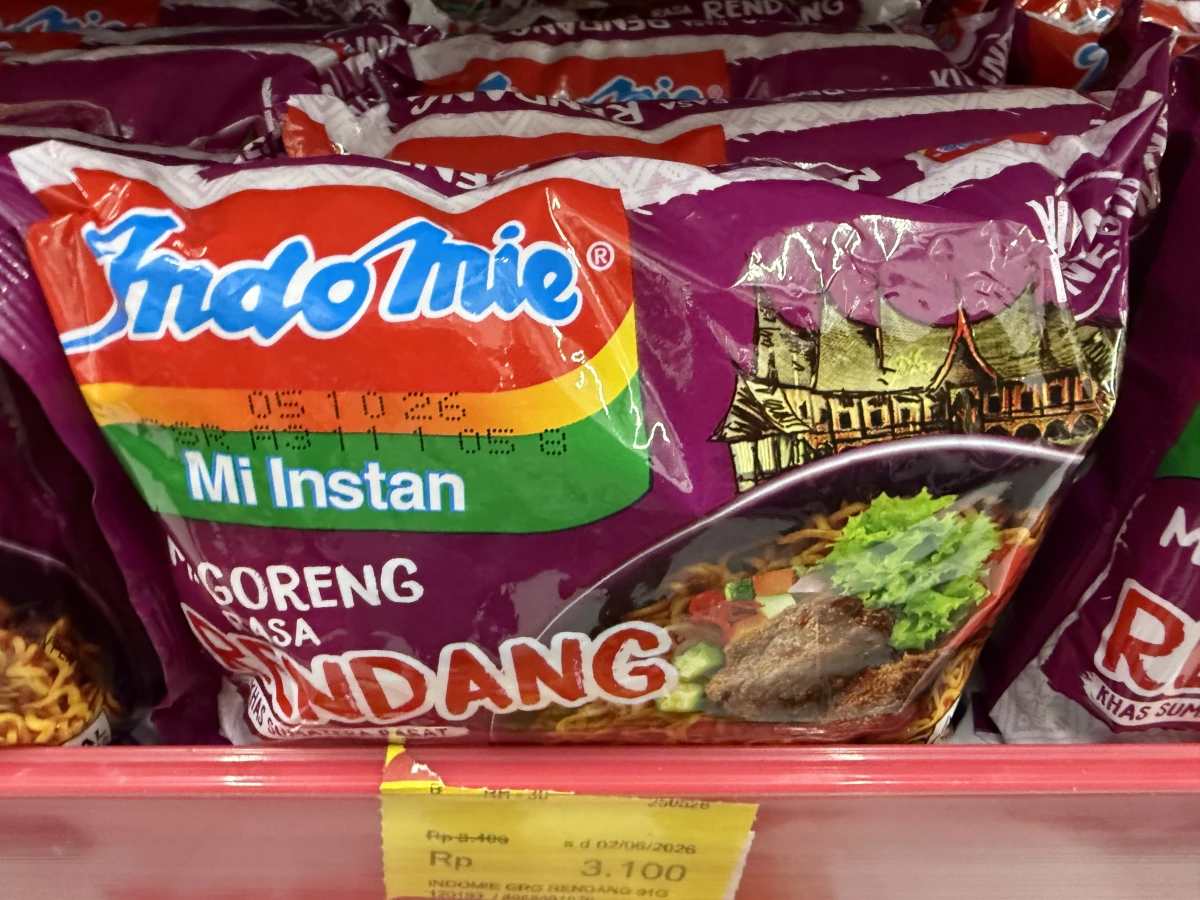 營多麵巴東仁當牛肉風味乾麵