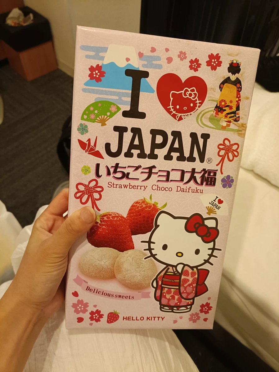 Hello Kitty 草莓巧克力大福