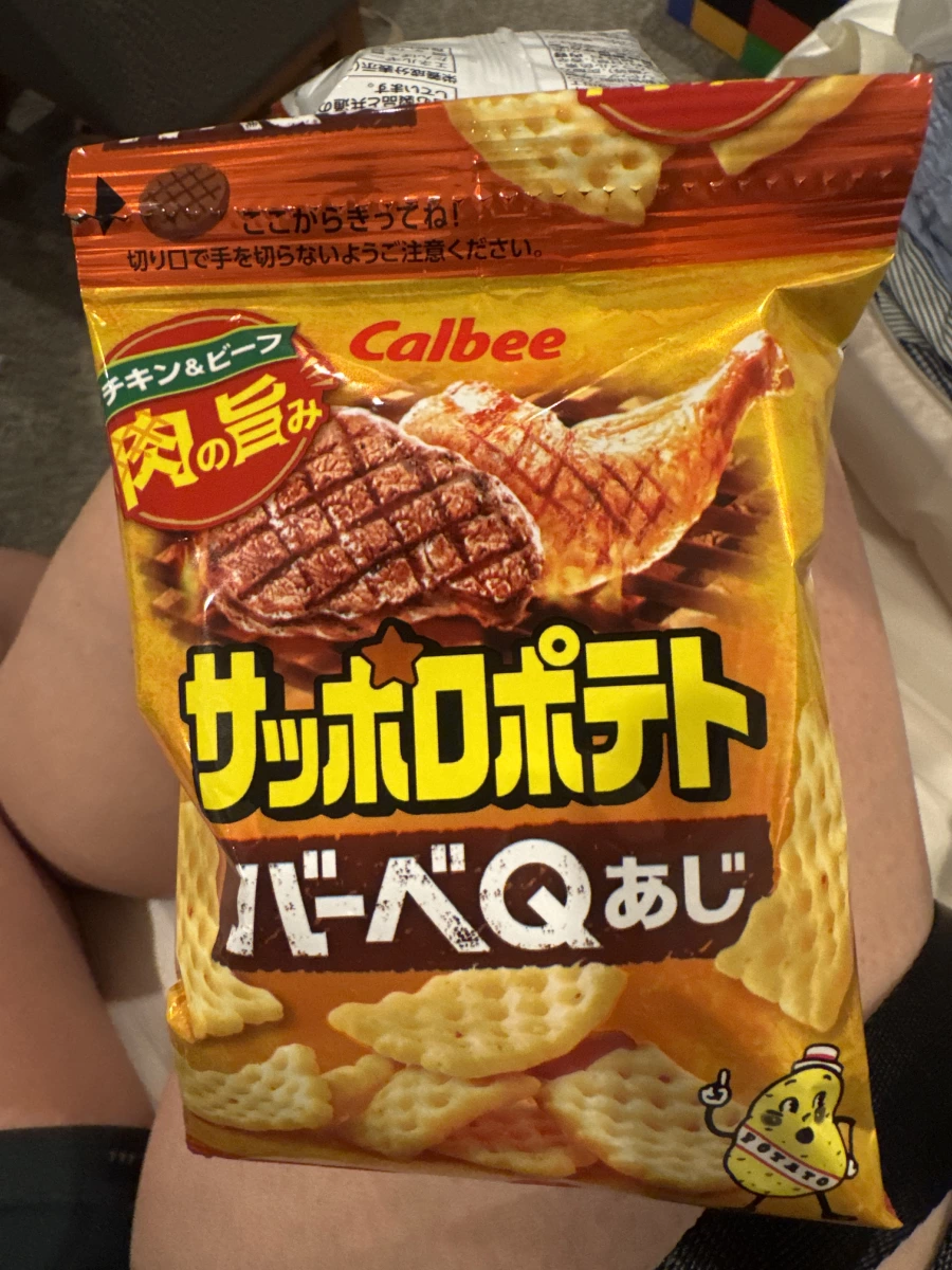 Calbee 札幌馬鈴薯餅乾 BBQ口味